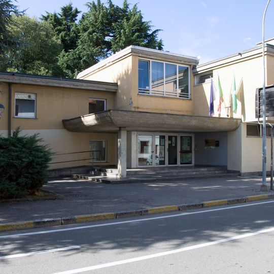 Biblioteca, parco Crivelli ed edicola dell'Addolorata