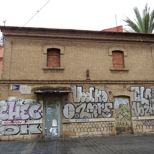 Caseta de Guadabarreras en la calle Rafael Contreras