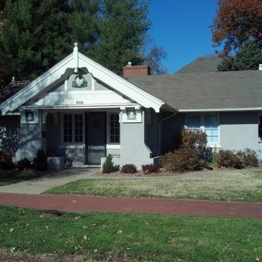 Woman's Club House