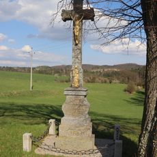 Kříž jižně od Malého Dešova