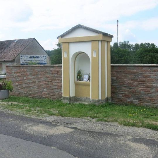 Výklenková kaple ve Staré Lípě u domu čp. 123