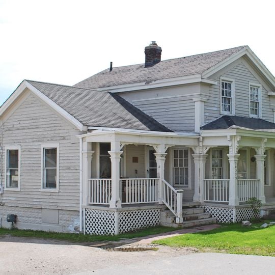 Thomas and Isabella Moore Clyde House