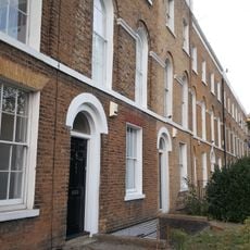 439-455, Mile End Road E1