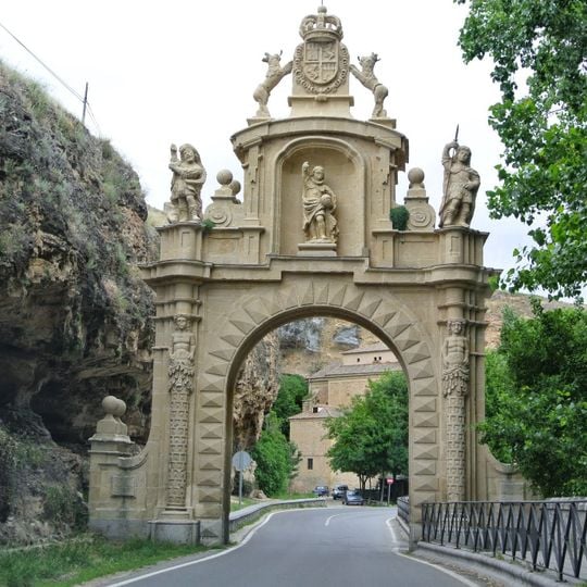 Arco de la Fuencisla