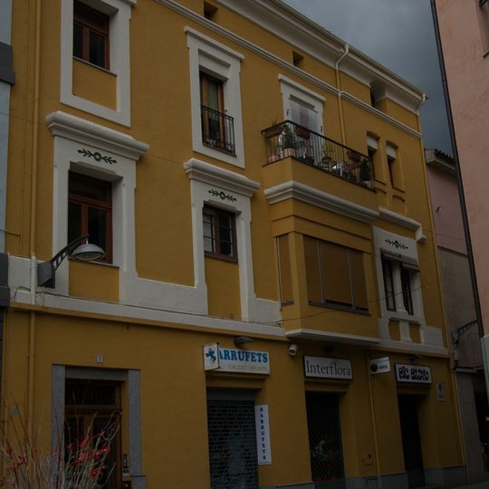 House in carrer dels Dolors, 3