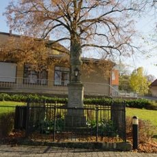 Socha panny Marie v Bílém Újezdě u Dobrušky