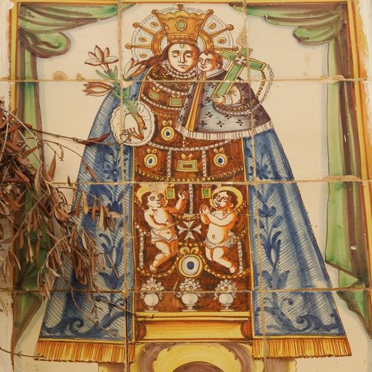 Retablo cerámico de la Virgen de los Desamparados en calle Pelota 3