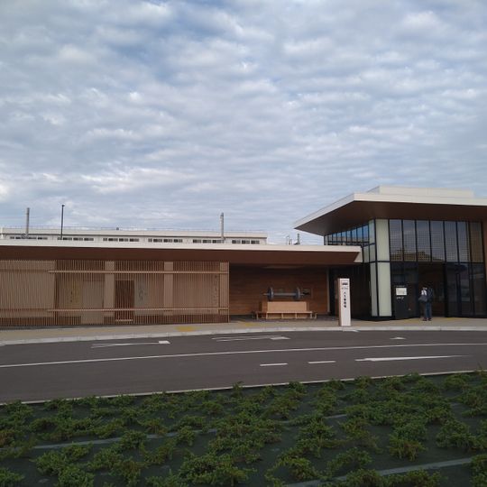 Ōmura-Sharyōkichi Station