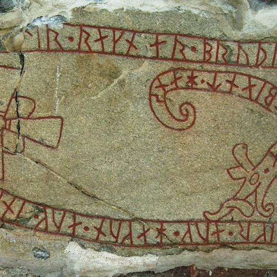 Upplands runinskrifter 513