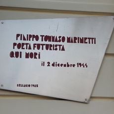 Targa a Filippo Tommaso Marinetti