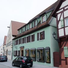 Hauptstraße 10