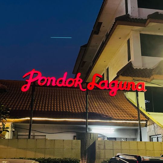 Pondok Laguna