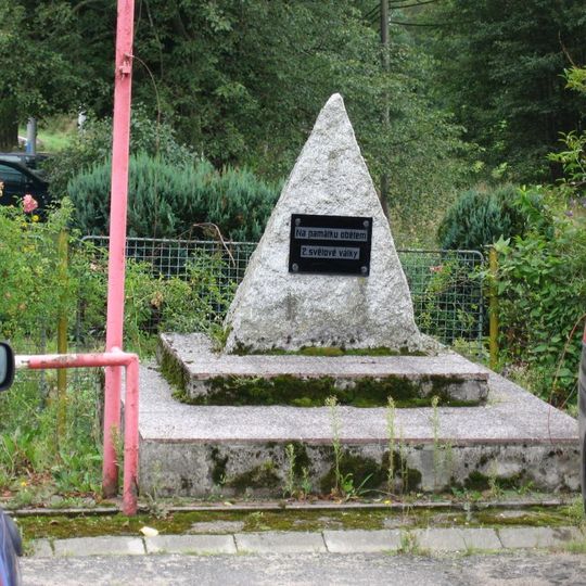 Pomník obětem druhé světové války v Krásné Lípě