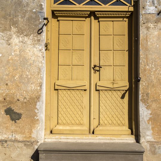 Exterior doors at Jelgavas iela 32, Kuldīga