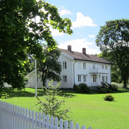 Nissedal prestegård