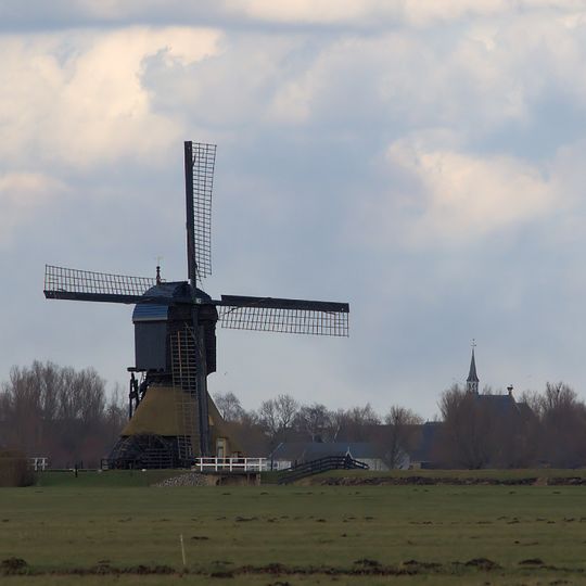De Middelmolen