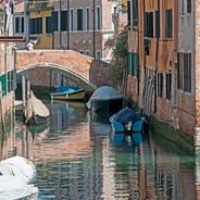 Venise romantique : places historiques, canaux et palais 
