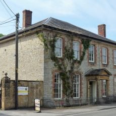 Darlington House And Front Boundary Railings