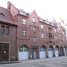 Feuerwache mit acht Wohnungen Gobbinstraße 12