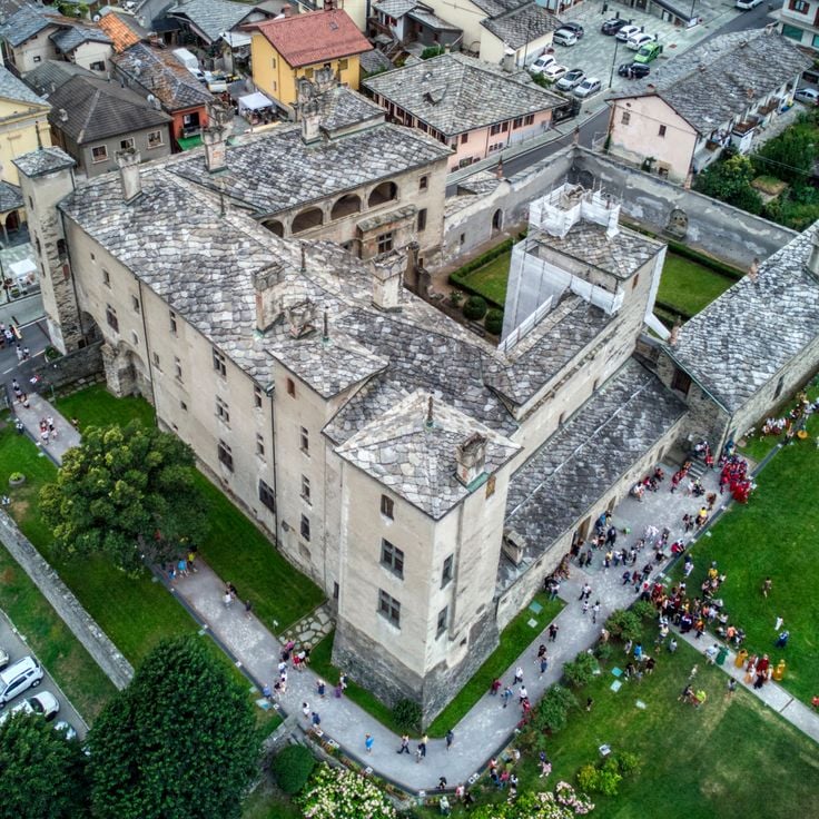 Castello di Issogne