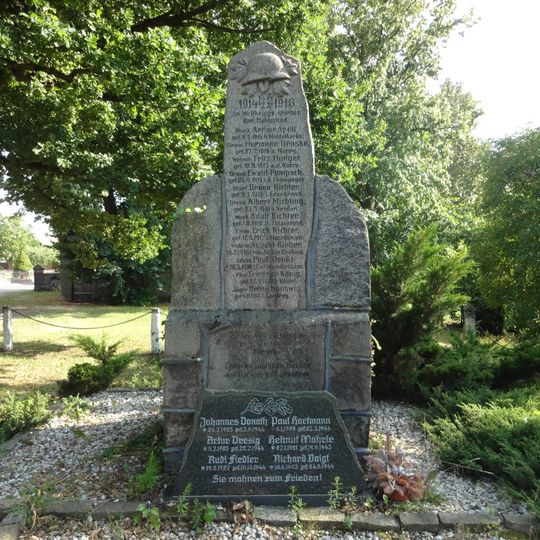 Kriegerdenkmal Bronkow