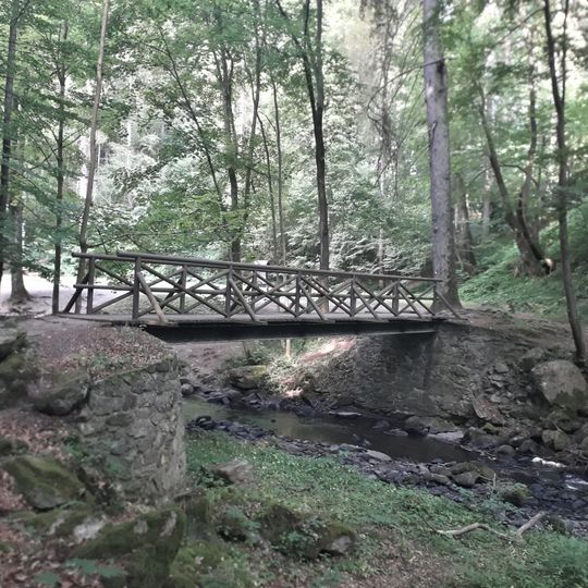 Lávka přes Stropnici u Stropnického vodopádu