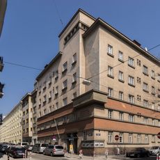 Paula-Mistinger-Mraz-Hof