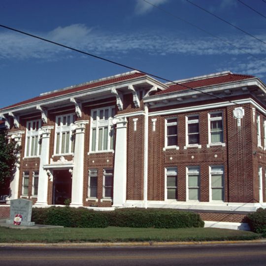 Walthall County Courthouse and Jail