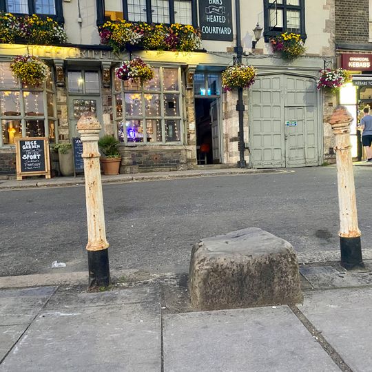 The Whetstone Outside The Griffin Public House Number 1262