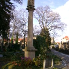 Column shrine at Malvazinky cemetery