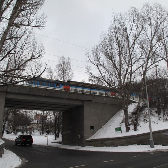 Railway bridge over Bulovka street