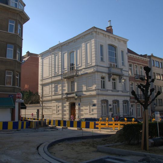 Voormalig huis en atelier van schilder Hennebicq