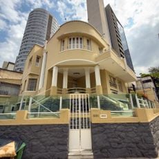 Imóvel à Avenida Bias Fortes, nº 1097-1101
