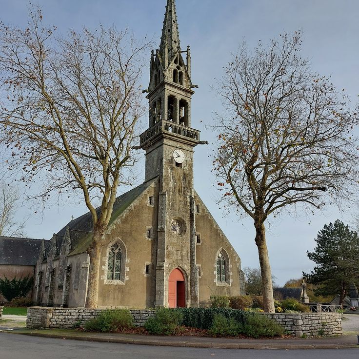 Église Saint-Pierre-aux-Liens de Mellac