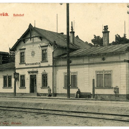 Bahnhof Königsbrück mit Empfangsgebäude, Verwaltungsgebäude, Wartehalle und Nebengebäude Bahnhofstraße 1