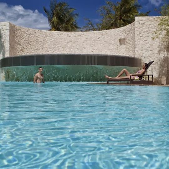 Bluewater Maribago Beach Resort