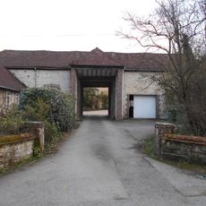 Gateway To Ashford Chase