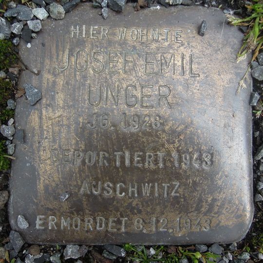 Stolperstein en memoria de Josef Emil Unger