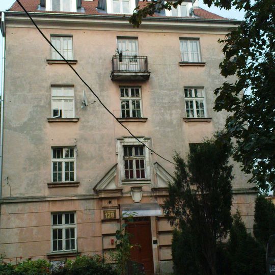 Tenement House - 128 Czerniakowska Street