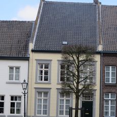 Jan van Steffeswertplein 8, Stevensweert