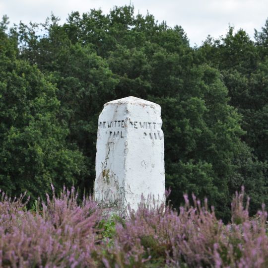 Witte Paal, Diffelen