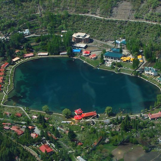 Lower Kachura Lake