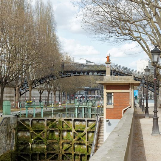 Passerelle des écluses de la Villette