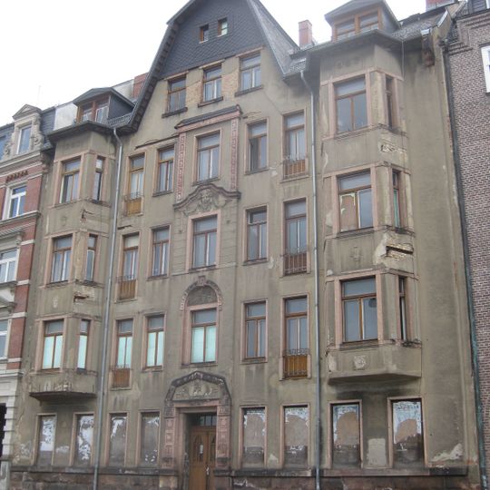 Mietshaus in geschlossener Bebauung Fürstenstraße 8