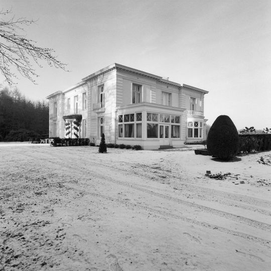 Huis te Maarn: park- en tuinaanleg