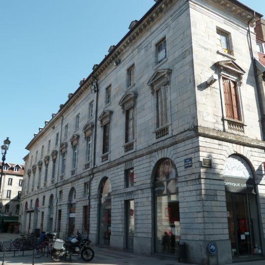 Maison, 2 place du Huit-Septembre