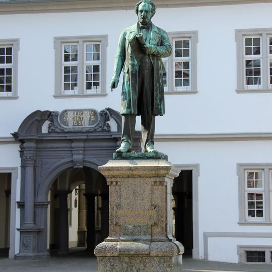 Johannes-Müller-Denkmal