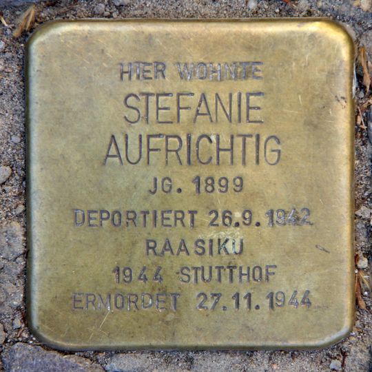 Stolperstein dedicated to Stefanie Aufrichtig