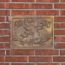 Gedenksteen in de boerderij van Schotanus