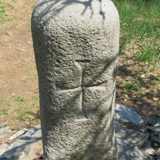 Kamenný sloup na vrchu Sedlo